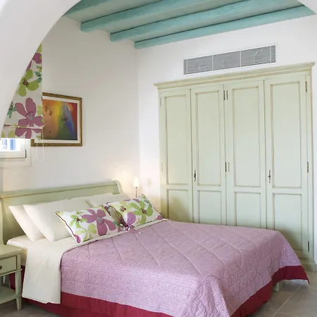 Arte & Mare Elia Luxury And מלון